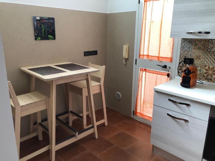 Bari For You - Guest House A 300Mt. Dal Mare Zewnętrze zdjęcie